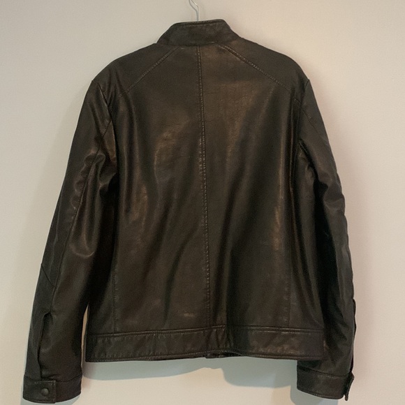 Men’s Faux Leather Moto Bomber Jacket Size Medium New W/out Tag Apt 9 Qu… - Picture 6 of 10